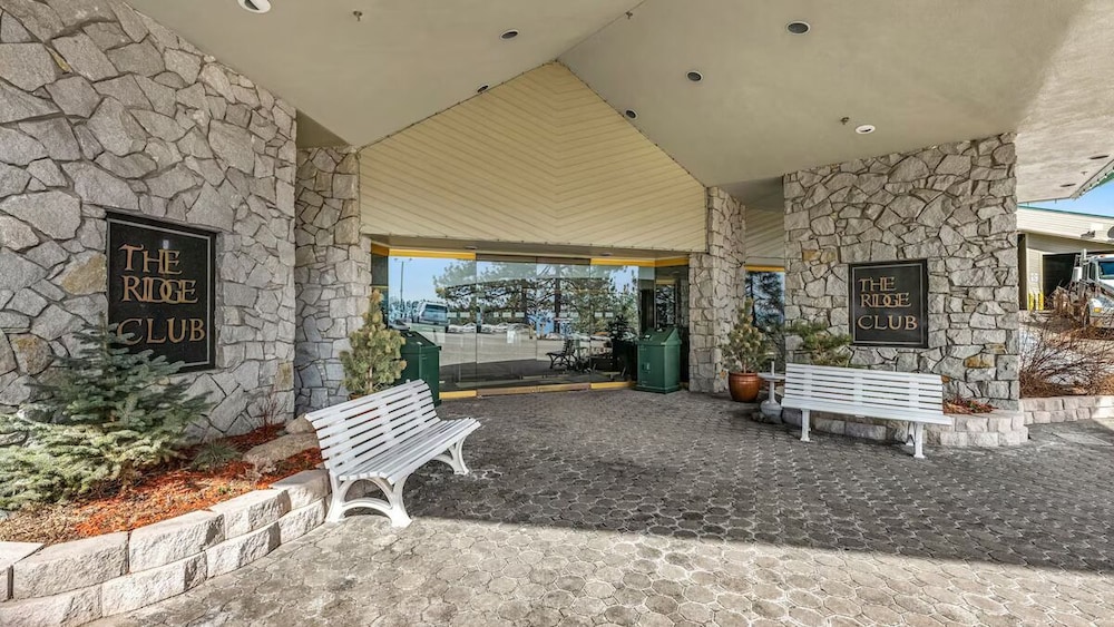 Owner-Managed Ridge Tahoe Studio