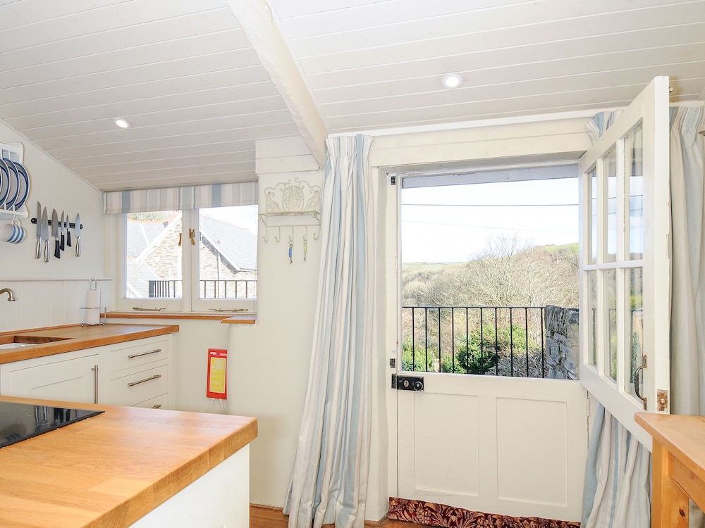 Lowen Cottage