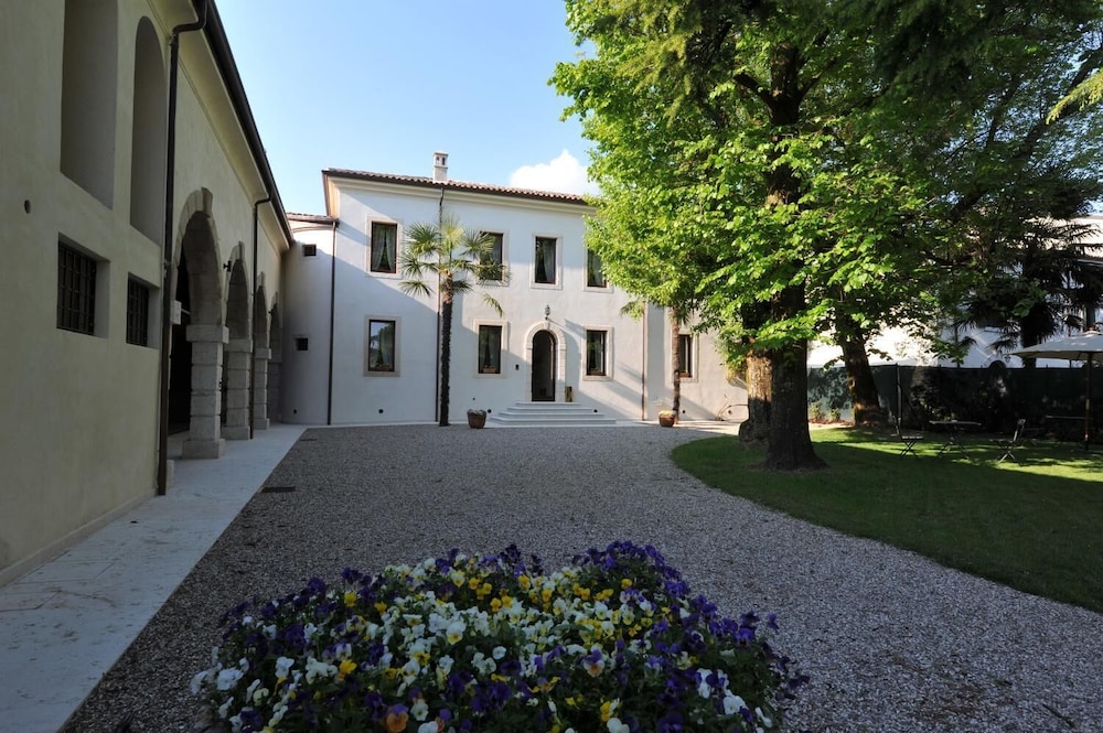 Villa Ferrario Relais