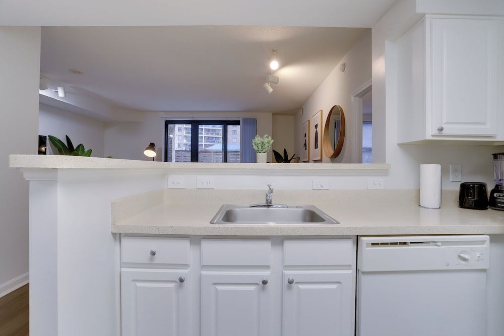 Amazing Apt in Ballston With Gym