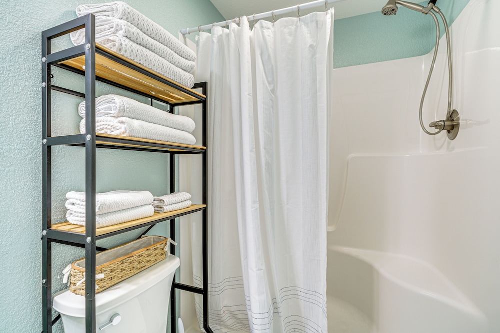 Walk to Beach: Apt w/ Private Hot Tub!
