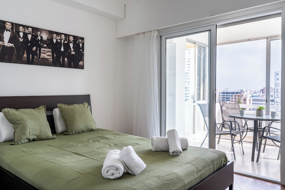 Bastia - Skyline 1-BR Apt in Nicosia