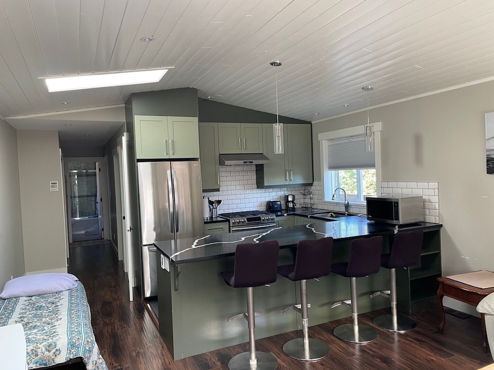 Ravina Garden Suite