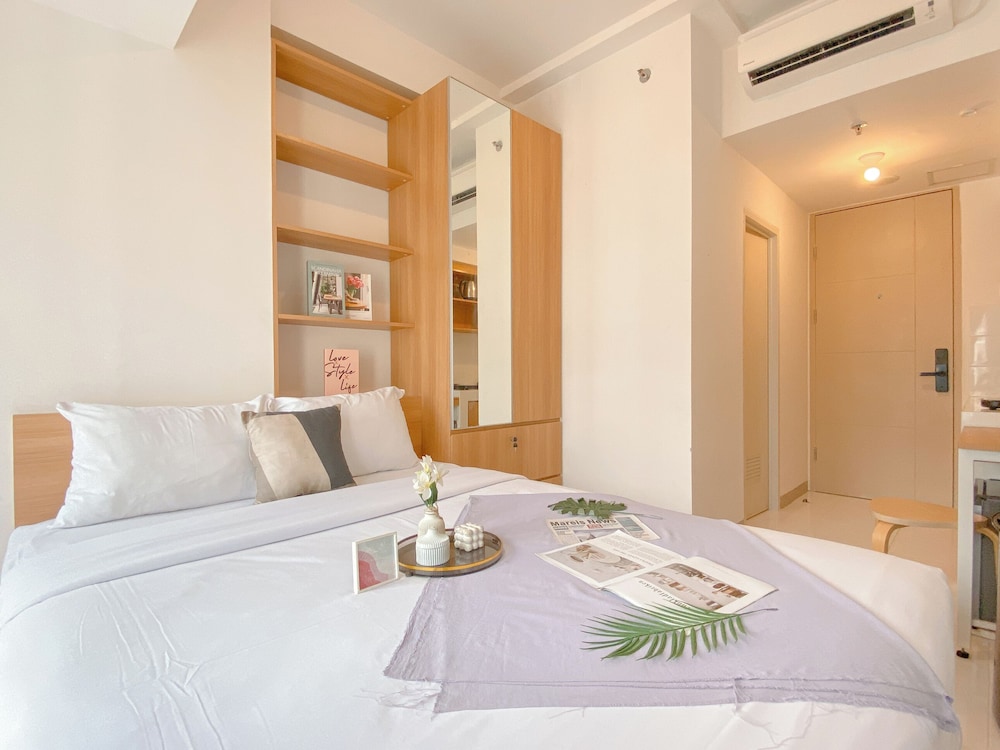 Warm And Good Studio Room At Tokyo Riverside Pik 2 Apartment