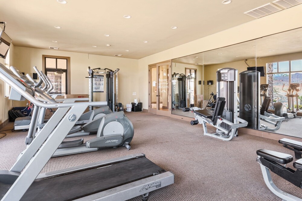 Sweet Retreat 3 Bedroom Condo