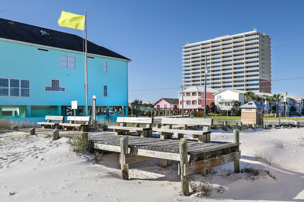 Hotel Sanibel Condos - Image 1