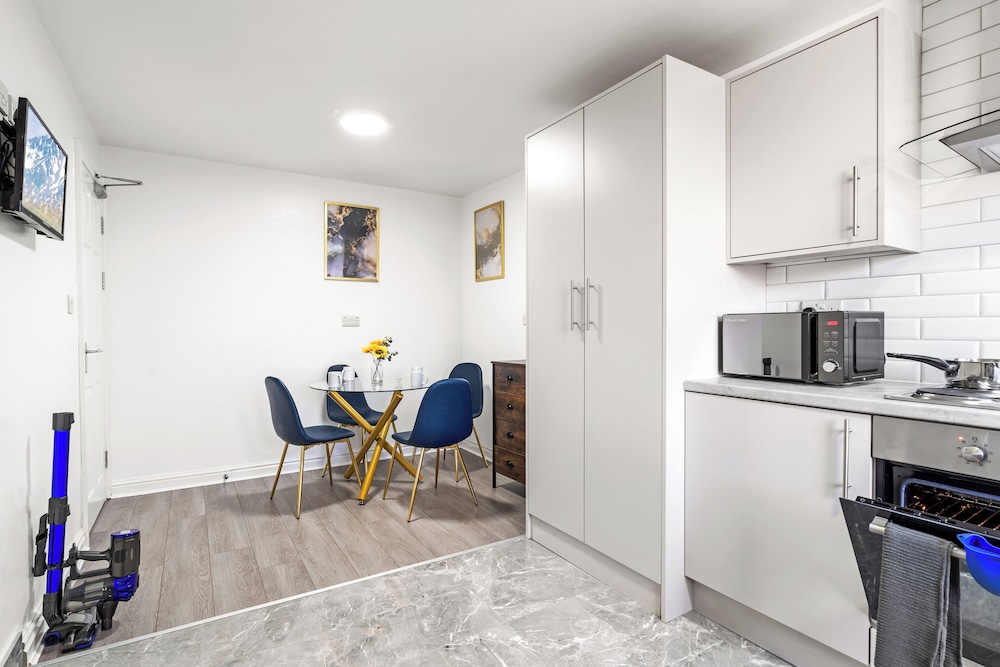 Kunda House Pershore