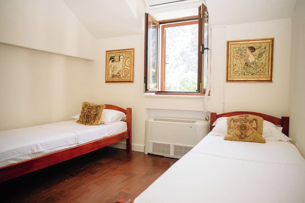 Filip Deluxe Rooms