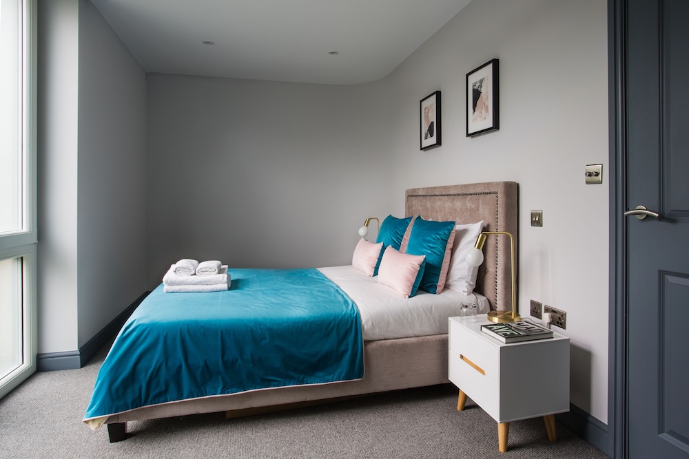 Boutique Apartments by Viridian Apartments view 2