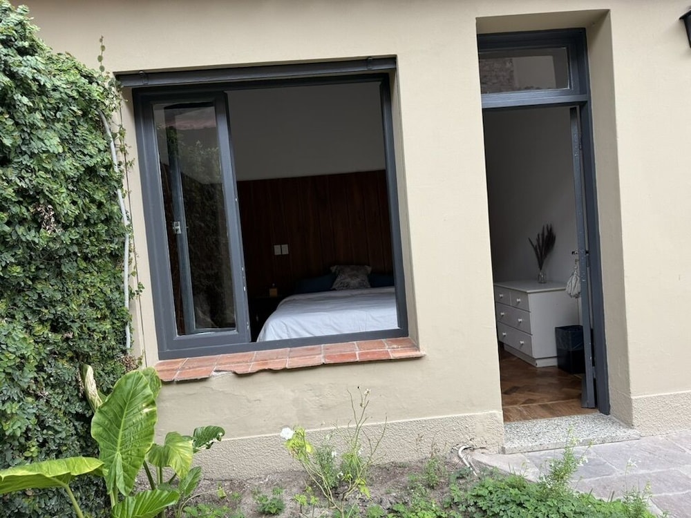 Clivias Hostel