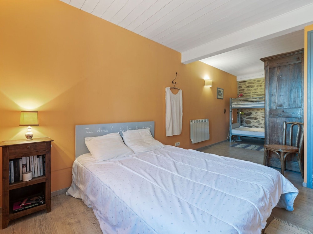 Holiday Home in Saint-beauzire With Garden and Private Terrace view 5