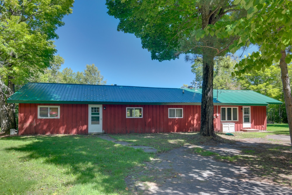 Country Vacation Rental in Mercer at Waterfall! view 2
