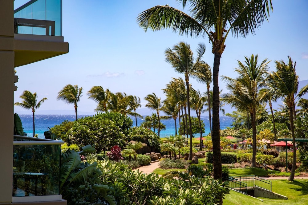 Honua Kai Hokulani 2 Free Rental Cars KBM Resorts Extra-large Corner Suite 2 Units, 3 Bedrooms Ml-1430