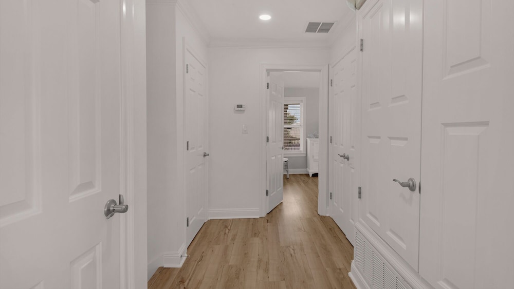 4BR Home w/ Private Pool, Game Room, Beach Access!