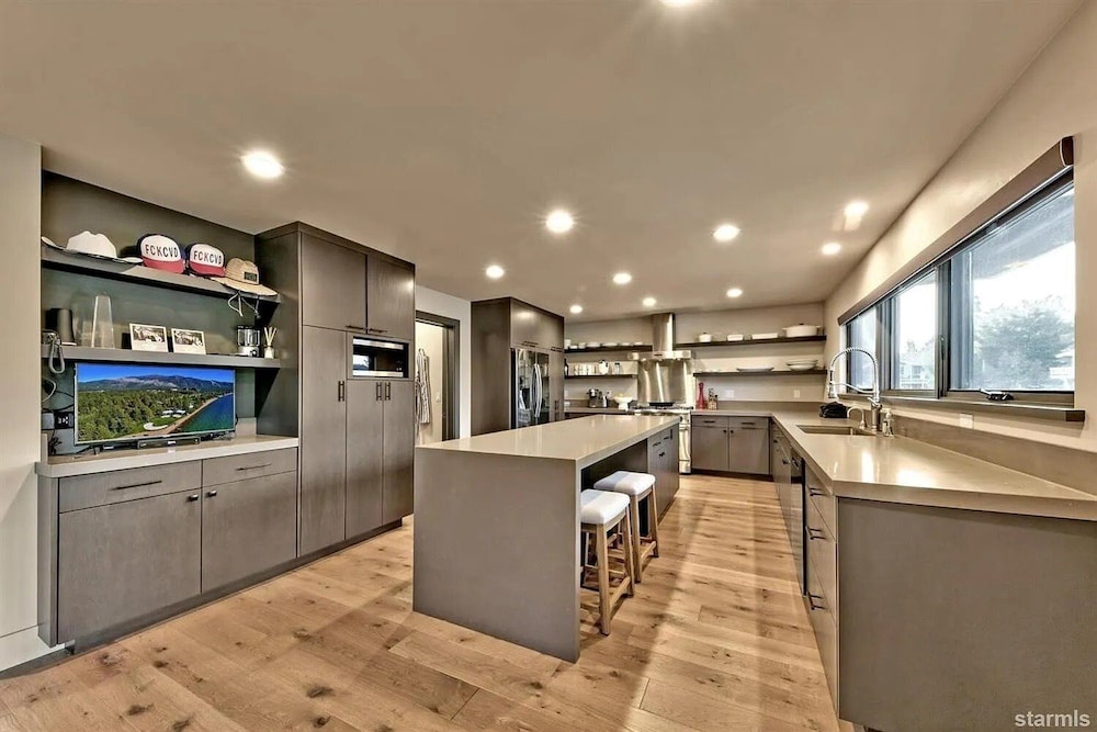 2030 Marconi Way 5 Bedroom Home