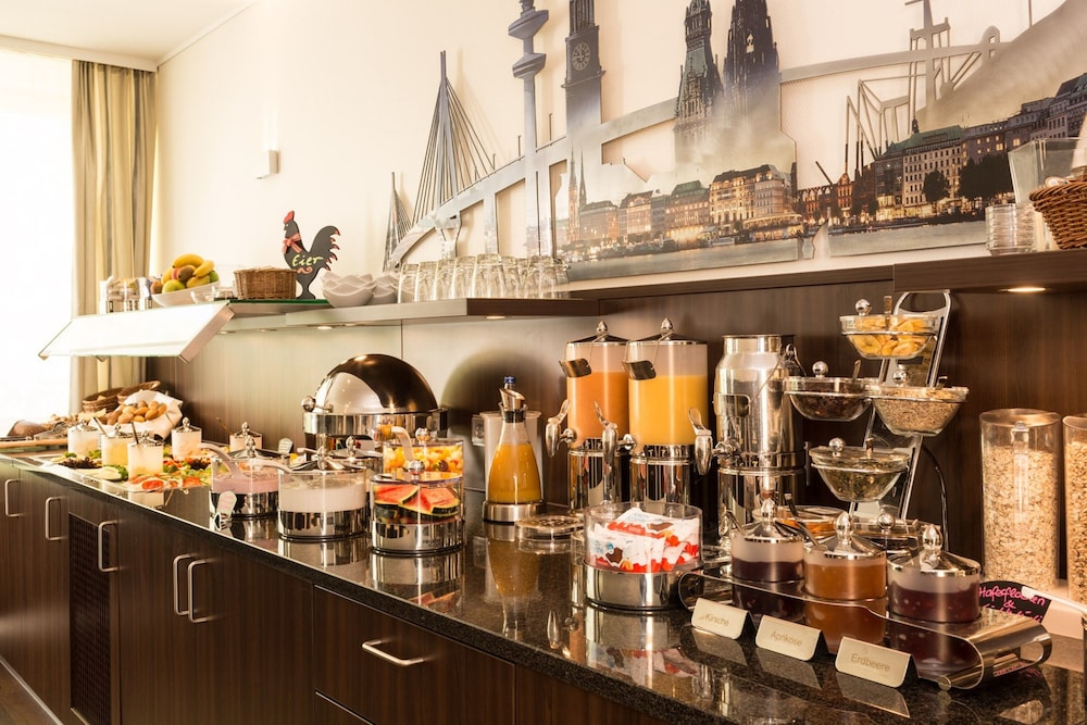 Hamburg Vacations - Heikotel Hotel Windsor - Property Image 20