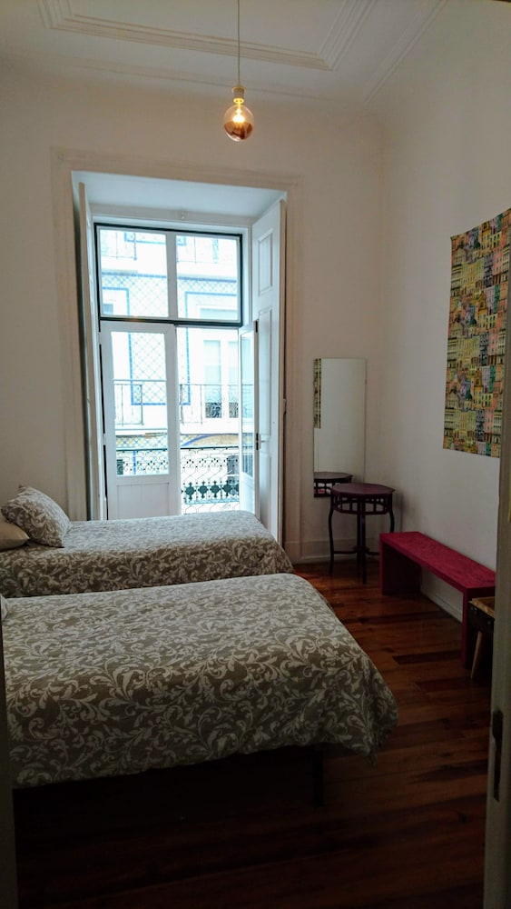 No Limit Alfama Guesthouse view 4