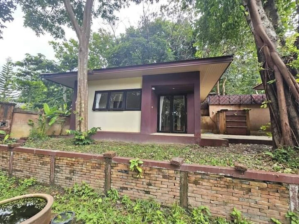 Three Bedroom Balinese Villa - a Shared Pool