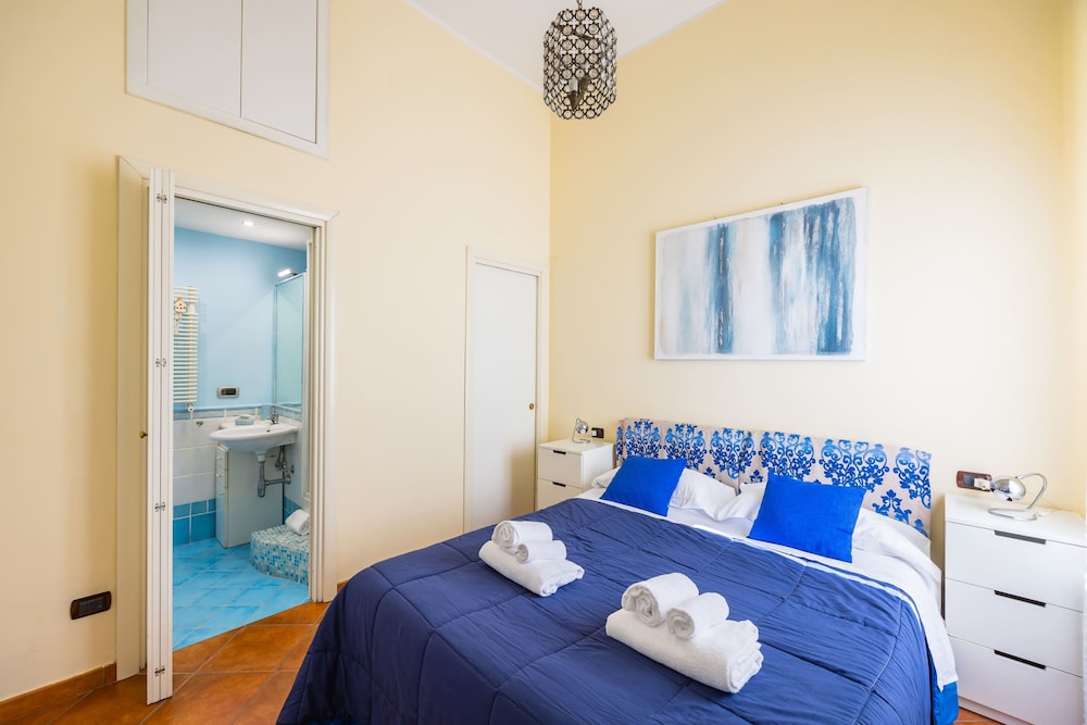 Casa Nostos Alabardieri by Napoliapartments