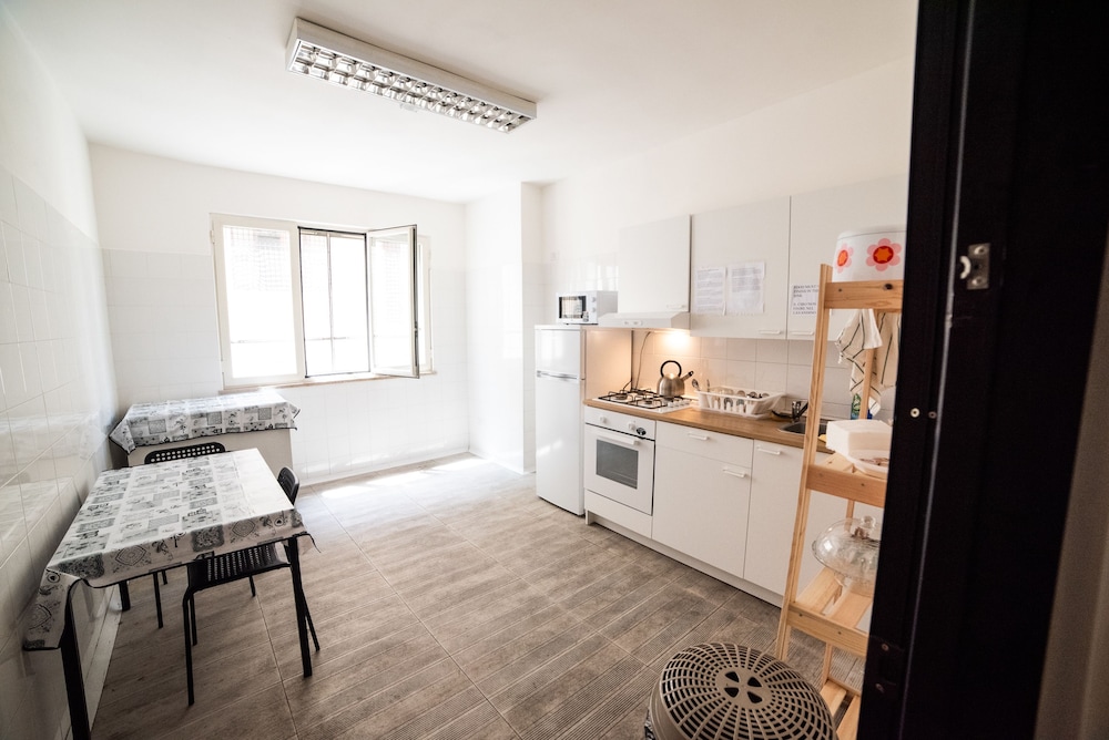 Departure rooms&hostels
