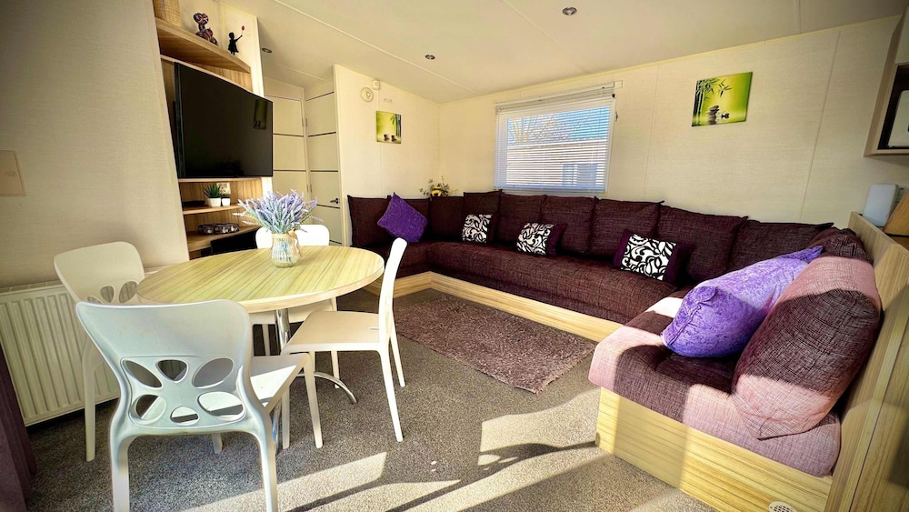 Marton Mere - 3 Bedroom Caravan