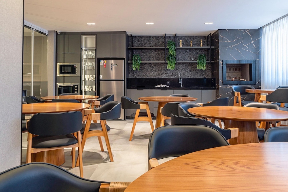 Elegance Residence