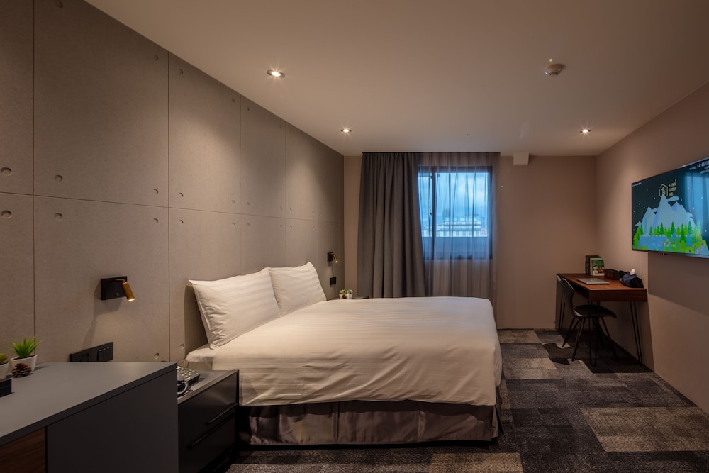 Roaders Plus Hotel Theme