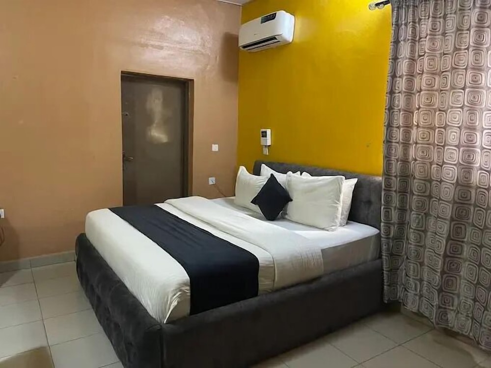 Pyramid Halal Apartments