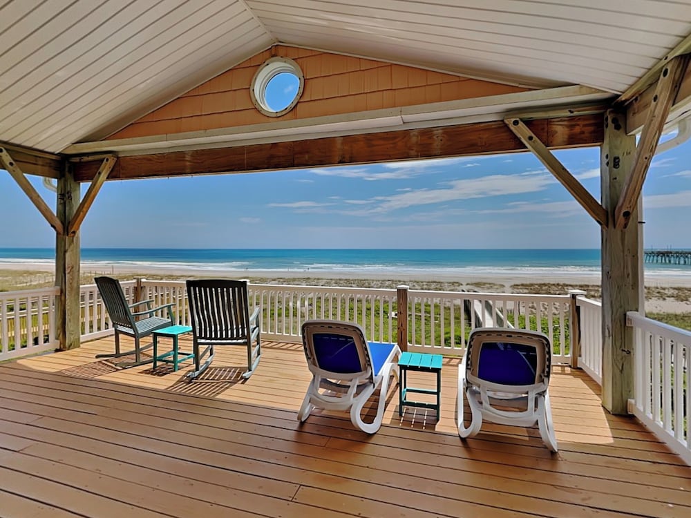 Sunshiny Daze by Topsail Realty
