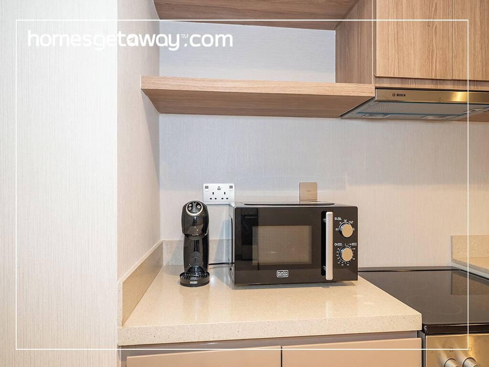 Bright & Beautiful 1BR at Missoni Urban Oasis