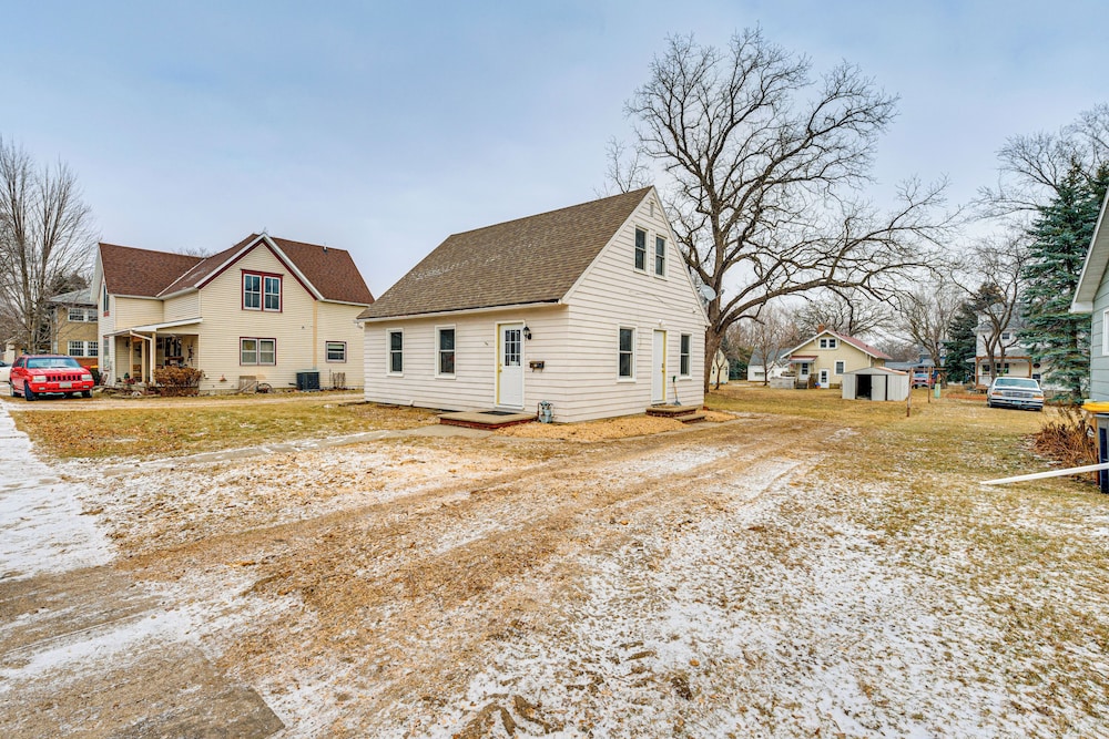 Hike, Fish & Boat: Lake Mills Home w/ Yard