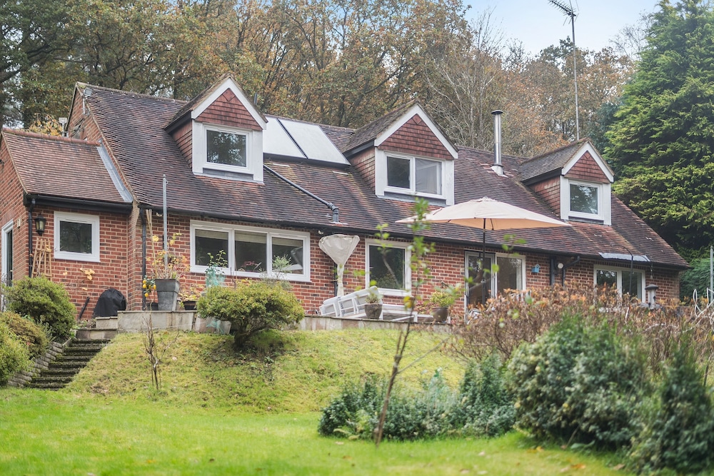 5Bd House In The Forest