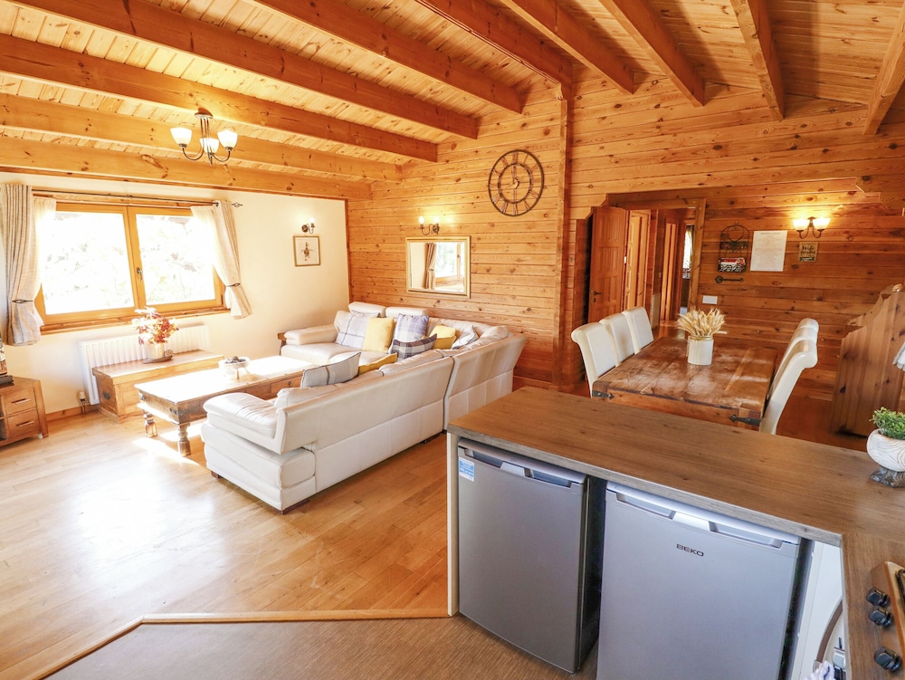 Jemima Lodge