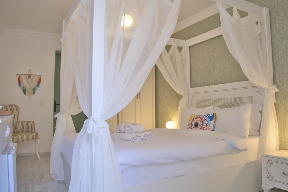 Elda Alacati Butik Otel - Image 40