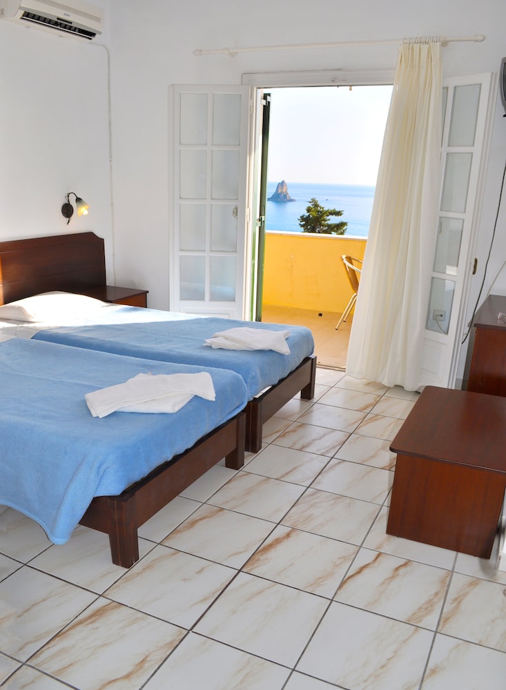 Holiday Apartments Maria With Pool and Amazing View - Agios Gordios Beach view 2