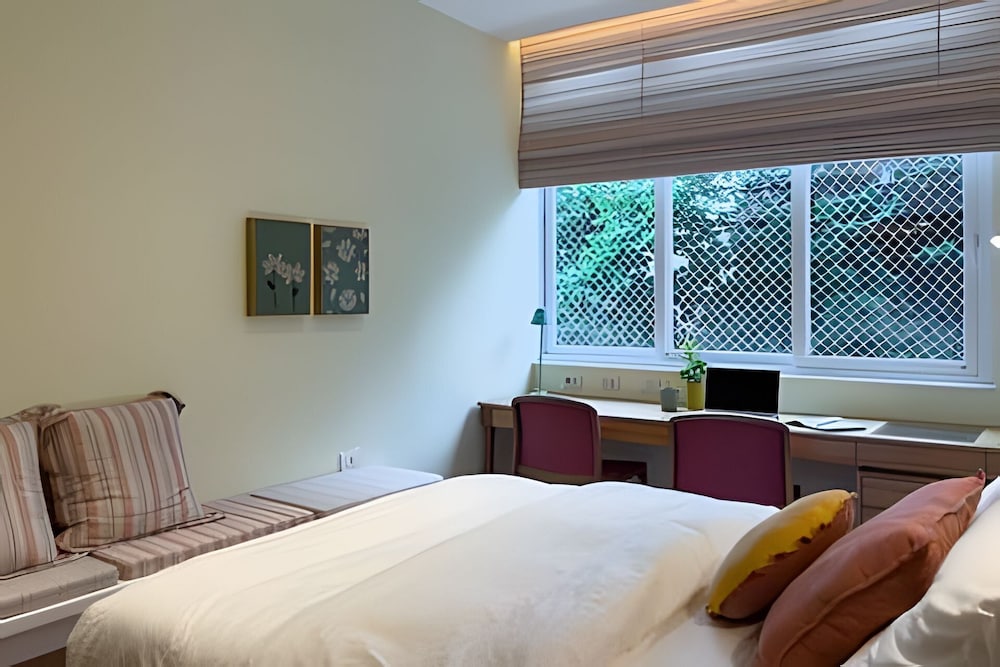 Ipanema | Duplex no melhor local do bairro, 4 quartos, 5 min da Praia - por Casapē Rio