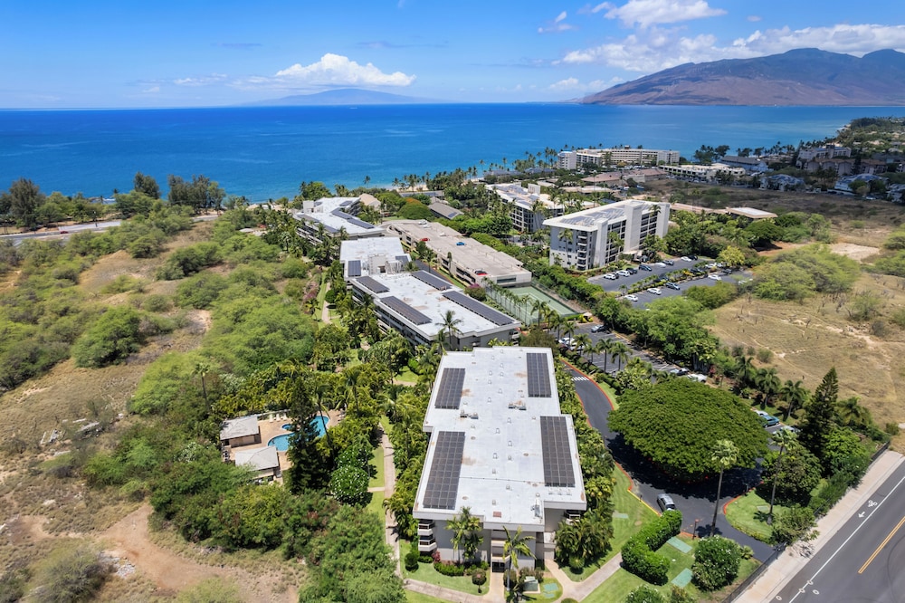 Maui Banyan A-202 by Maui Rental Group