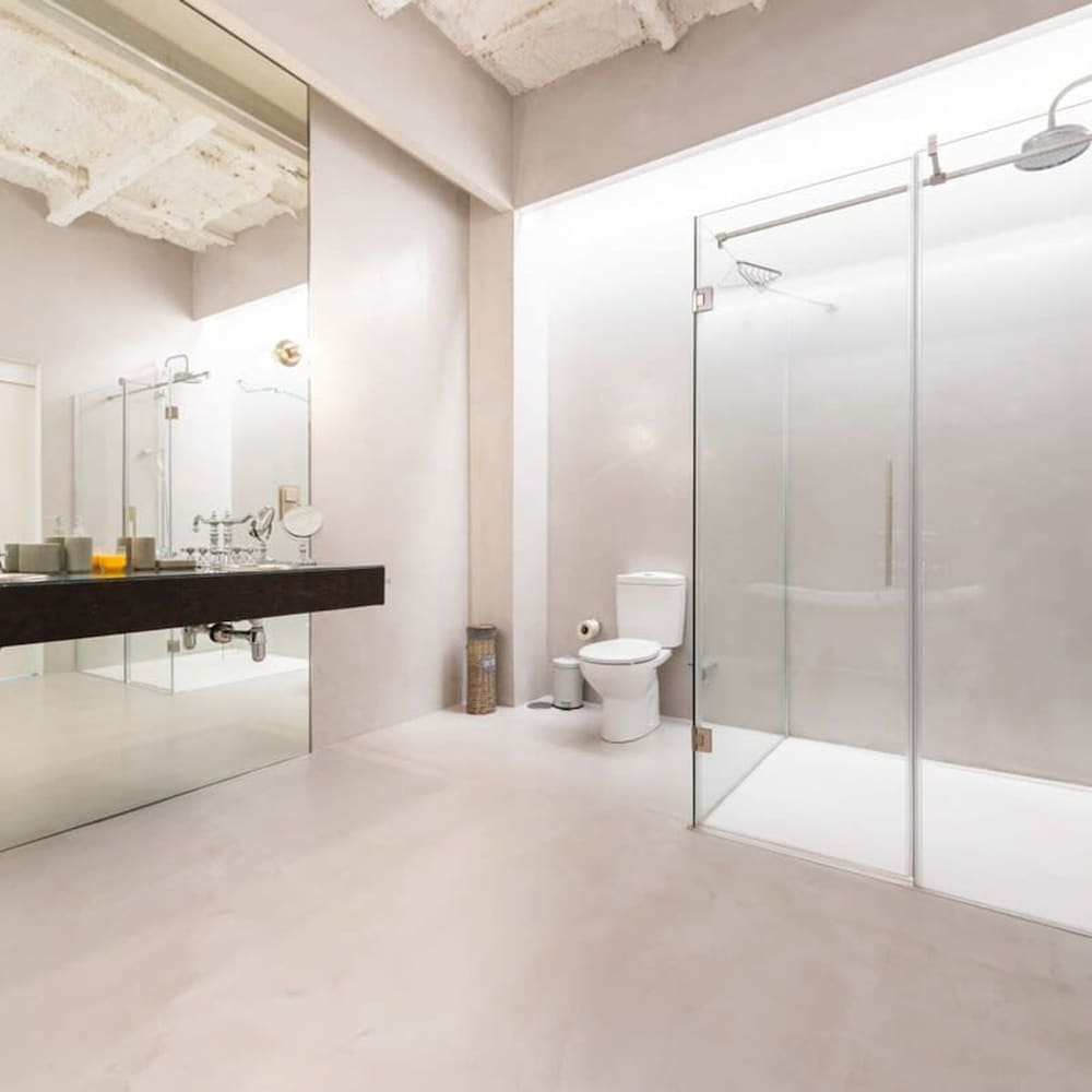 The Deauville Majestic 1 Bedroom in Chueca