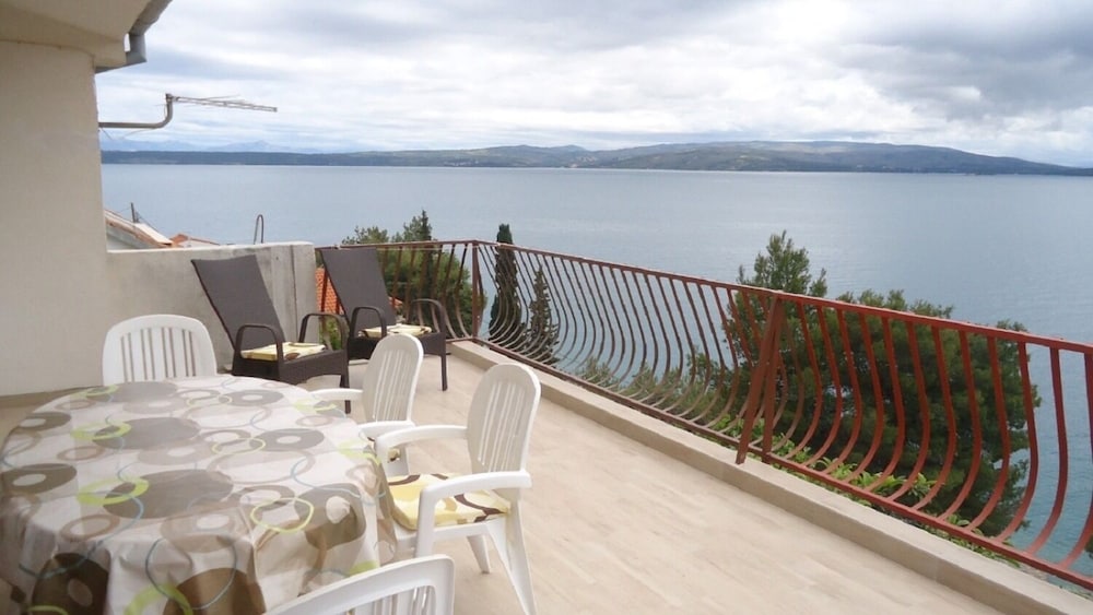 Pava - 15m From the sea - A2 view 3