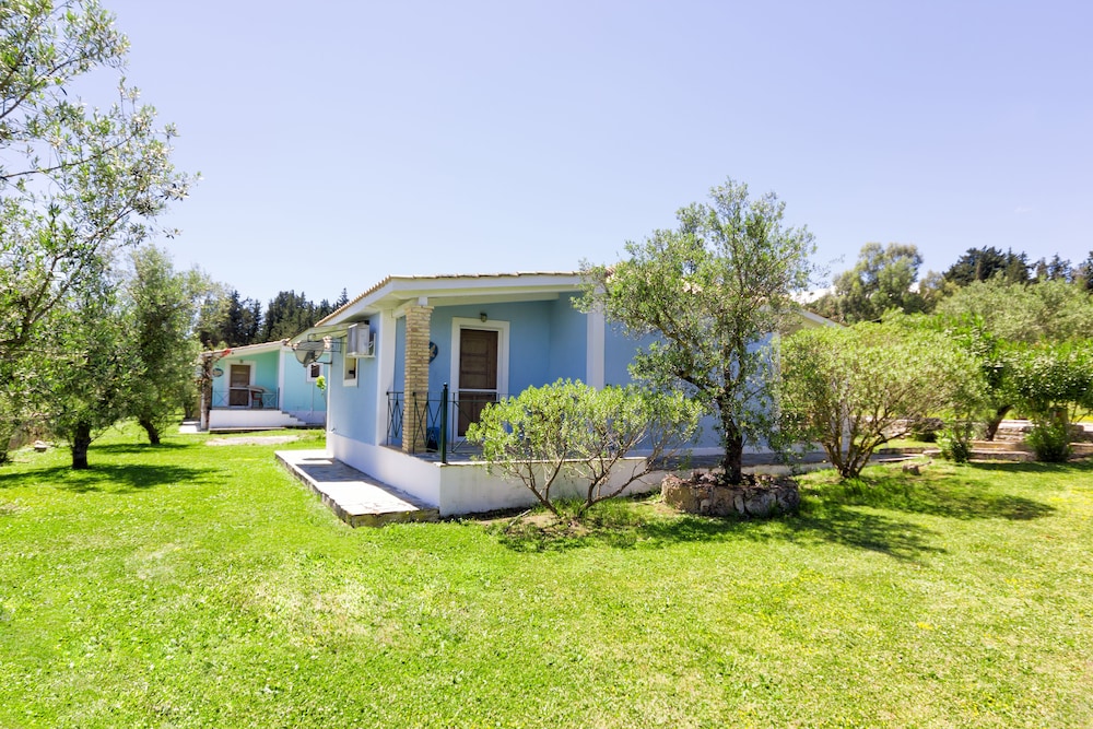 Liuba Houses