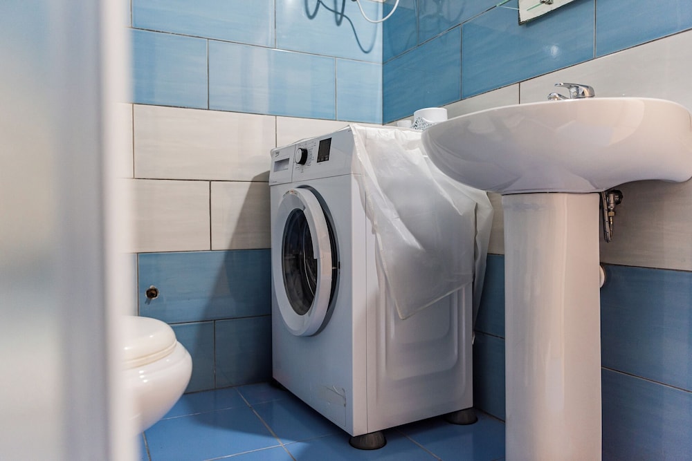 Kondo Stays - City Center Apartments