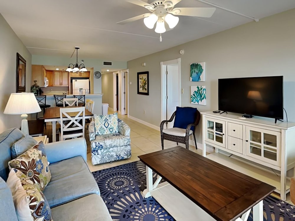 Ocean Breeze West by Southern Vacation Rentals