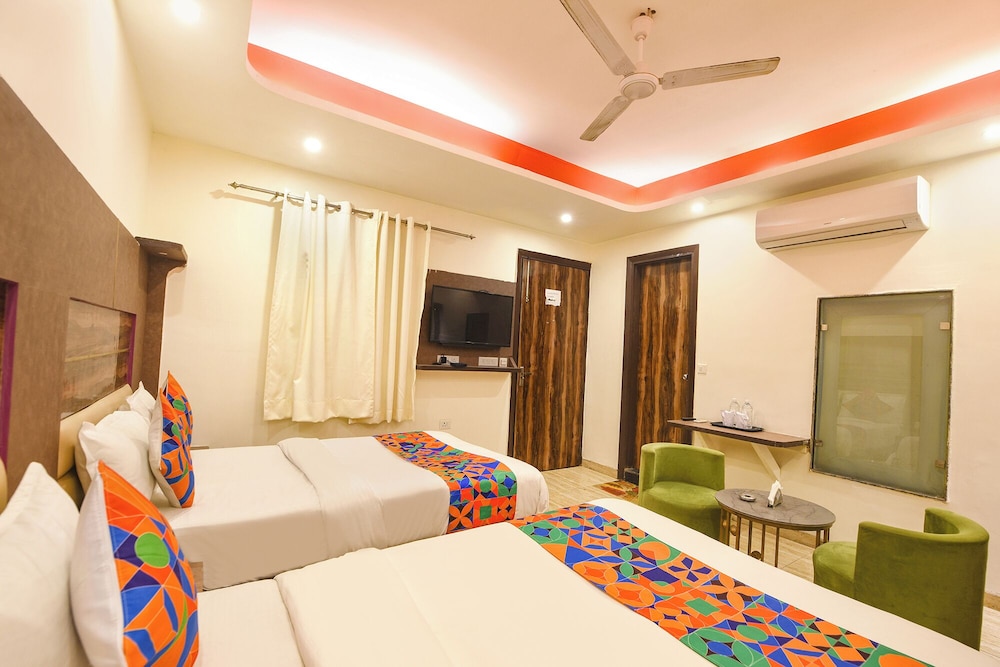 Fabhotel Dev Residency