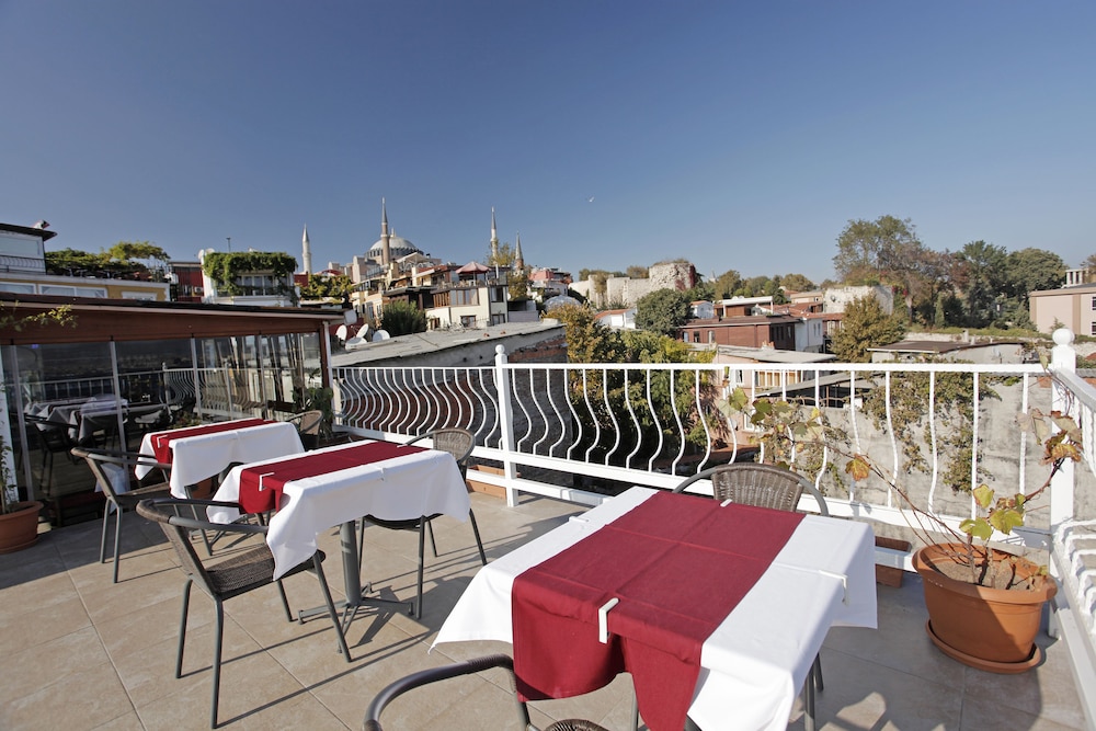 Spinel Hotel - Image 15