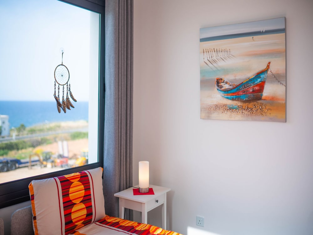 Homely and Convenient Apartment With Lovely sea View