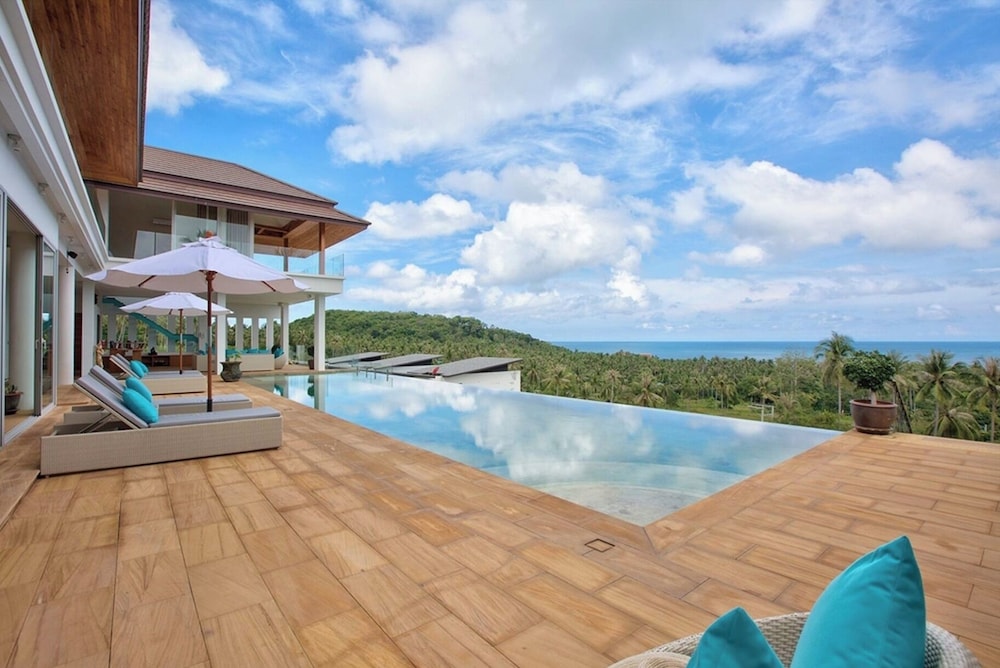 7 Bedroom Luxury Villa Moon by Samui Dream Villas
