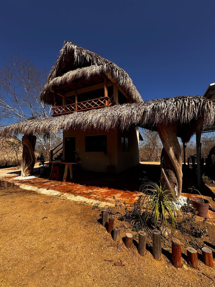 Cabañas Raíces del Cielo
