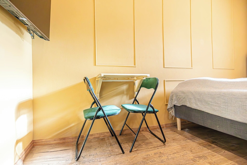4BR Shared Apt 10Min Walk to Westbahnhof