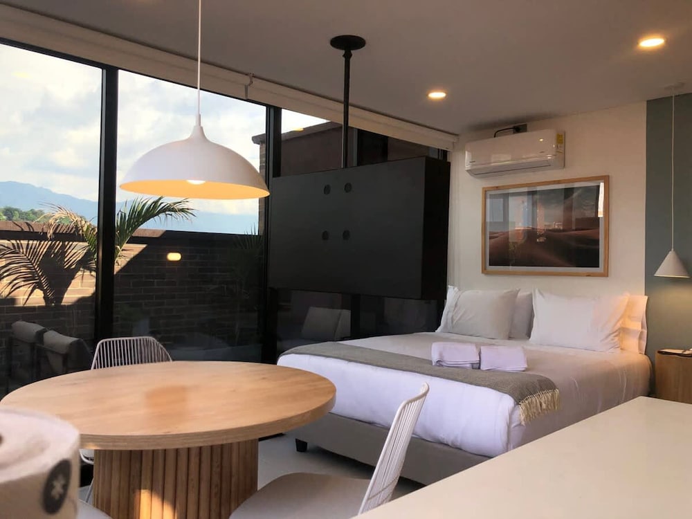 Cozy Studio w Balcony in Laureles Medell n