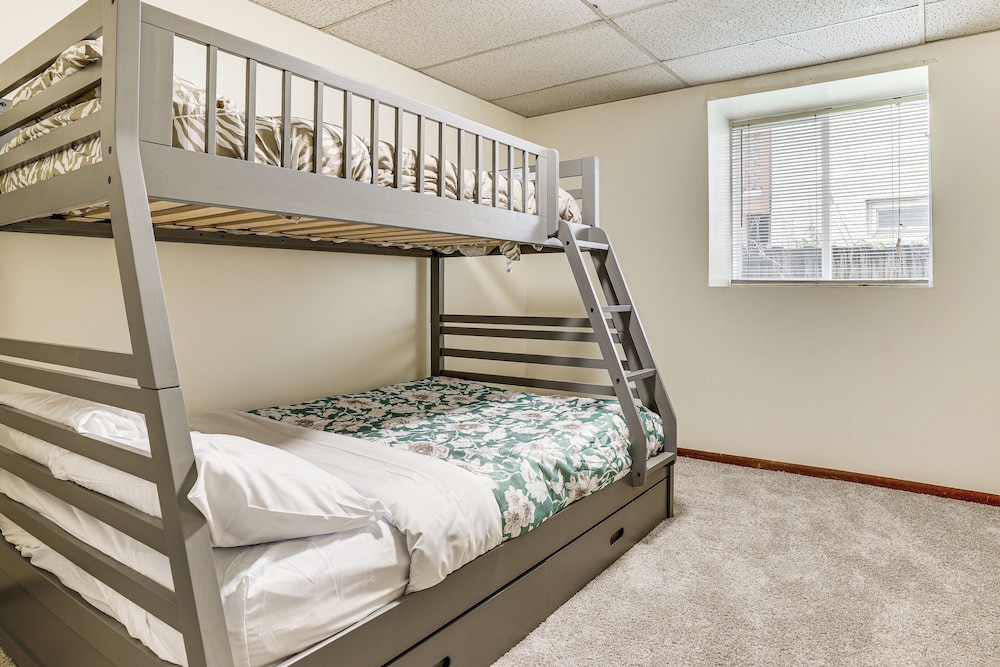 1 Mi to University: Spacious Home in Minneapolis!